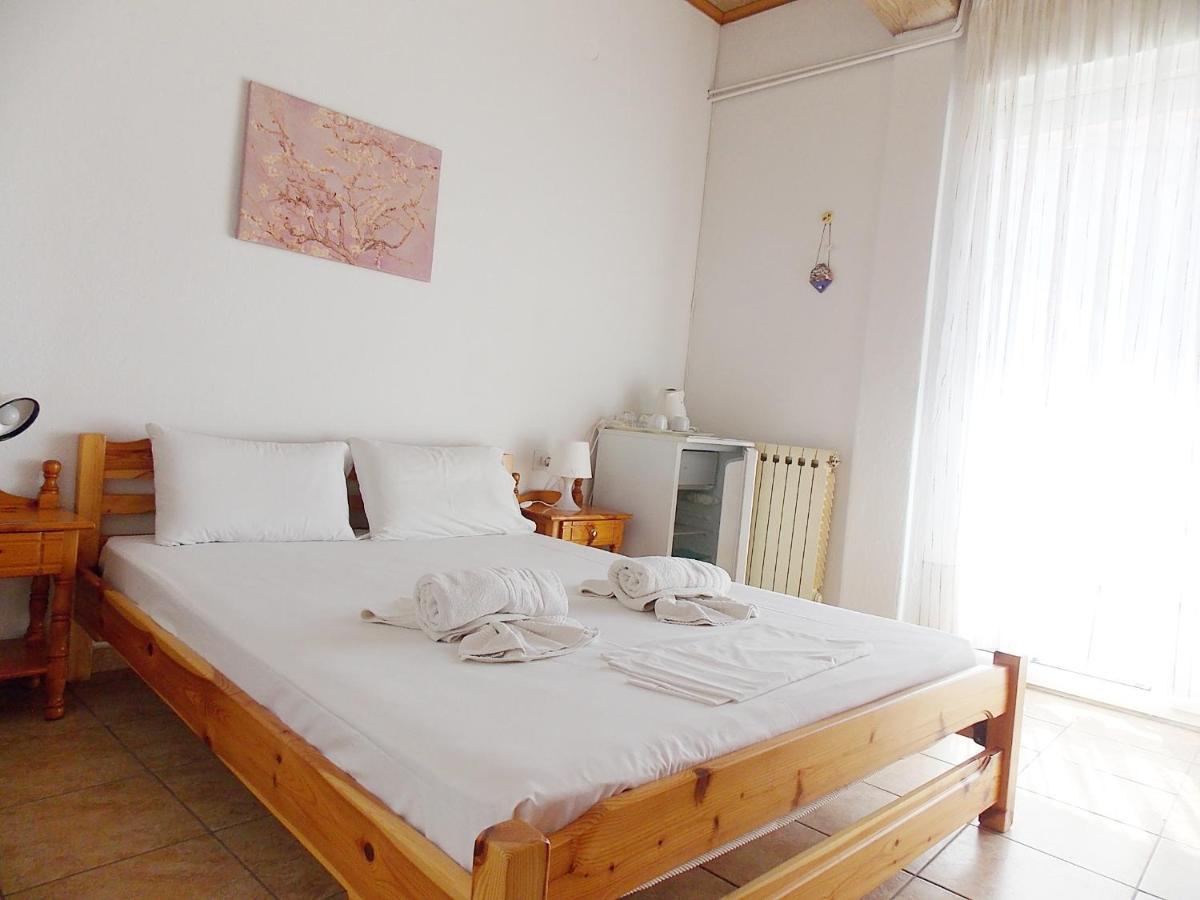 Hotel Sgouridis Limenaria  Extérieur photo